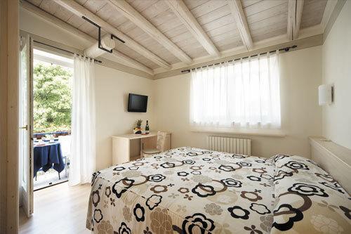 Bed and Breakfast Osteria Delle 3V Gignese Екстер'єр фото